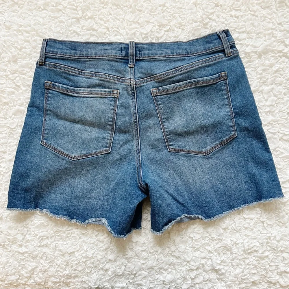Jessica Simpson Denim Cut Off Shorts, Size 12 Classic Beach